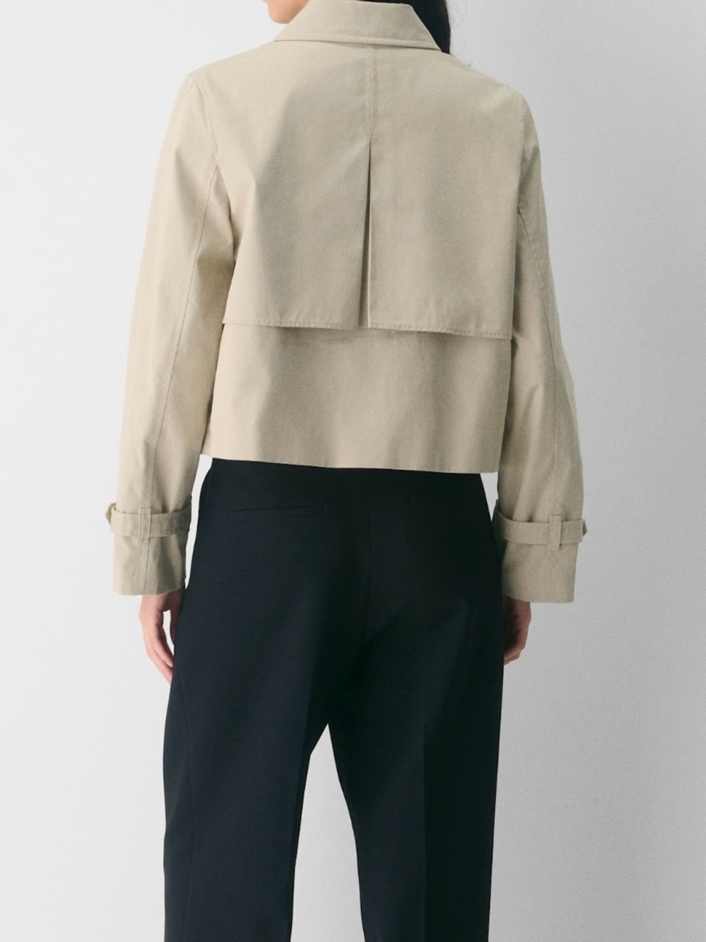 Aritzia Babaton Lightweight Cropped Trench Coat - Picture 3 of 16